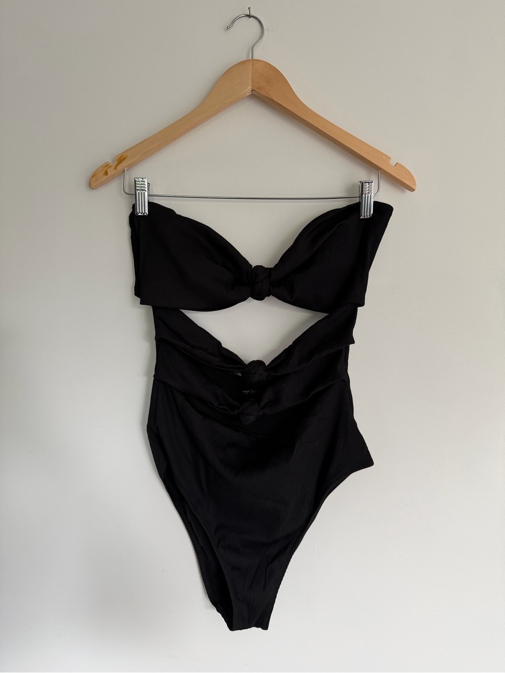 Aerie Black Ribbed Cutout One-Piece Swimsuit | Knotted Detail | Size Large - Picture 2 of 6